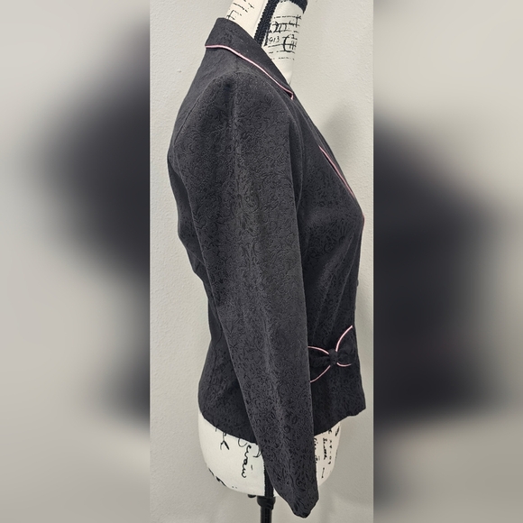 My Michelle Women's Junior Black Blazer Pink Trim Size 5/6 Career Office Jacket - Picture 8 of 15